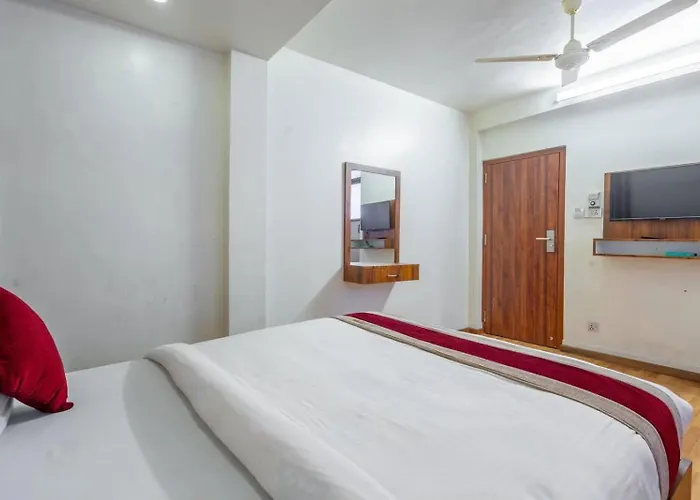Hotel Om Ganapati *