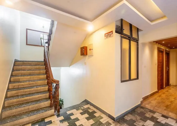 Om Ganapati Hotel *